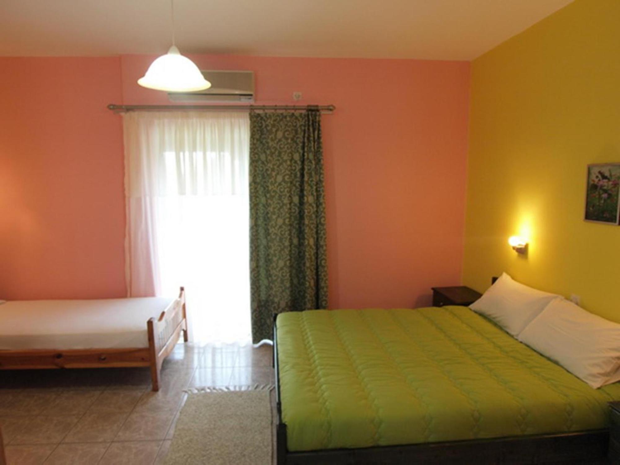 Elena Apartments Stoypa Stoúpa Cameră foto